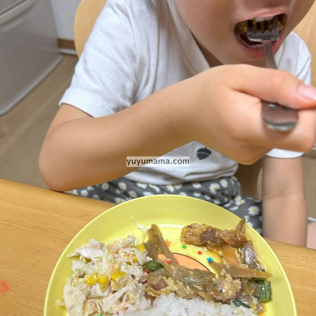 5歳児が食べる様子