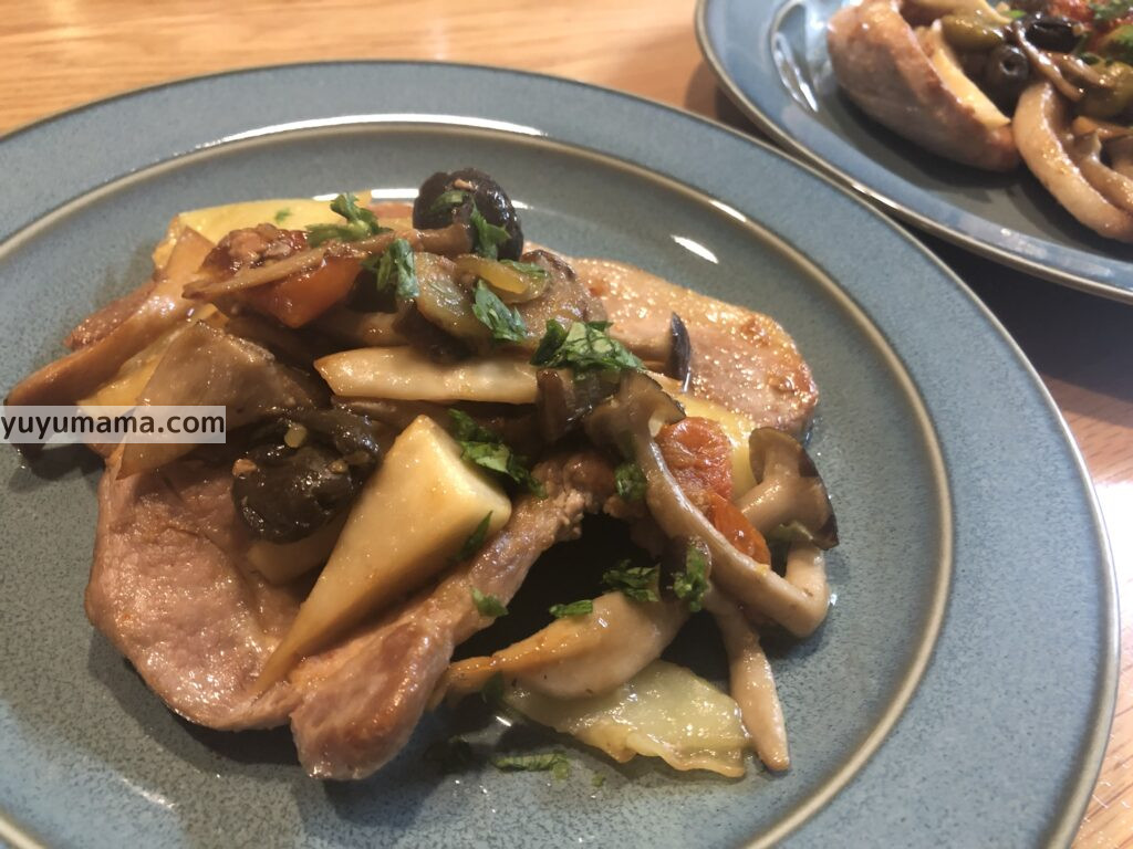 豚ソテーきのこオリーブ添